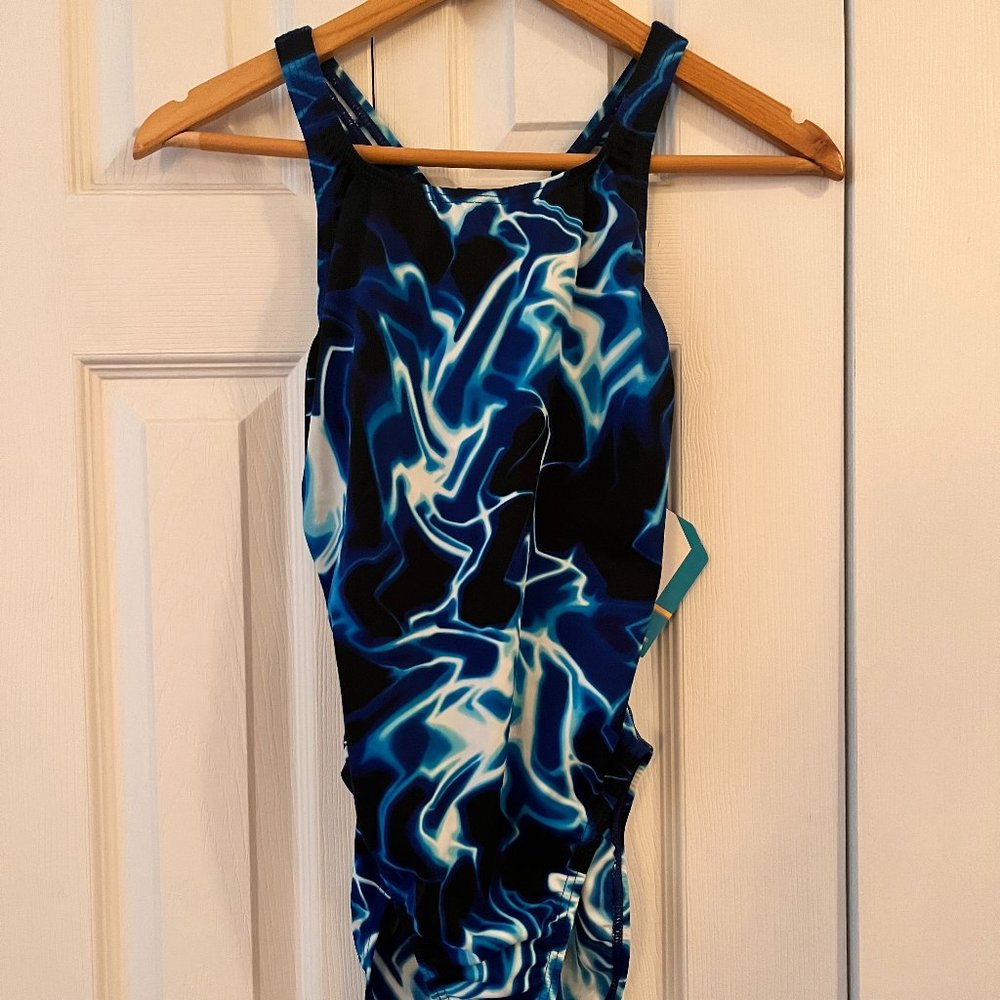 *NWT* Youth Large Speedo Endurance+ Proback One Piece (Blue Ripples)